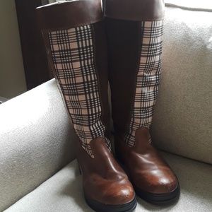 Ariat Baker Plaid Boots/ Size 8.5